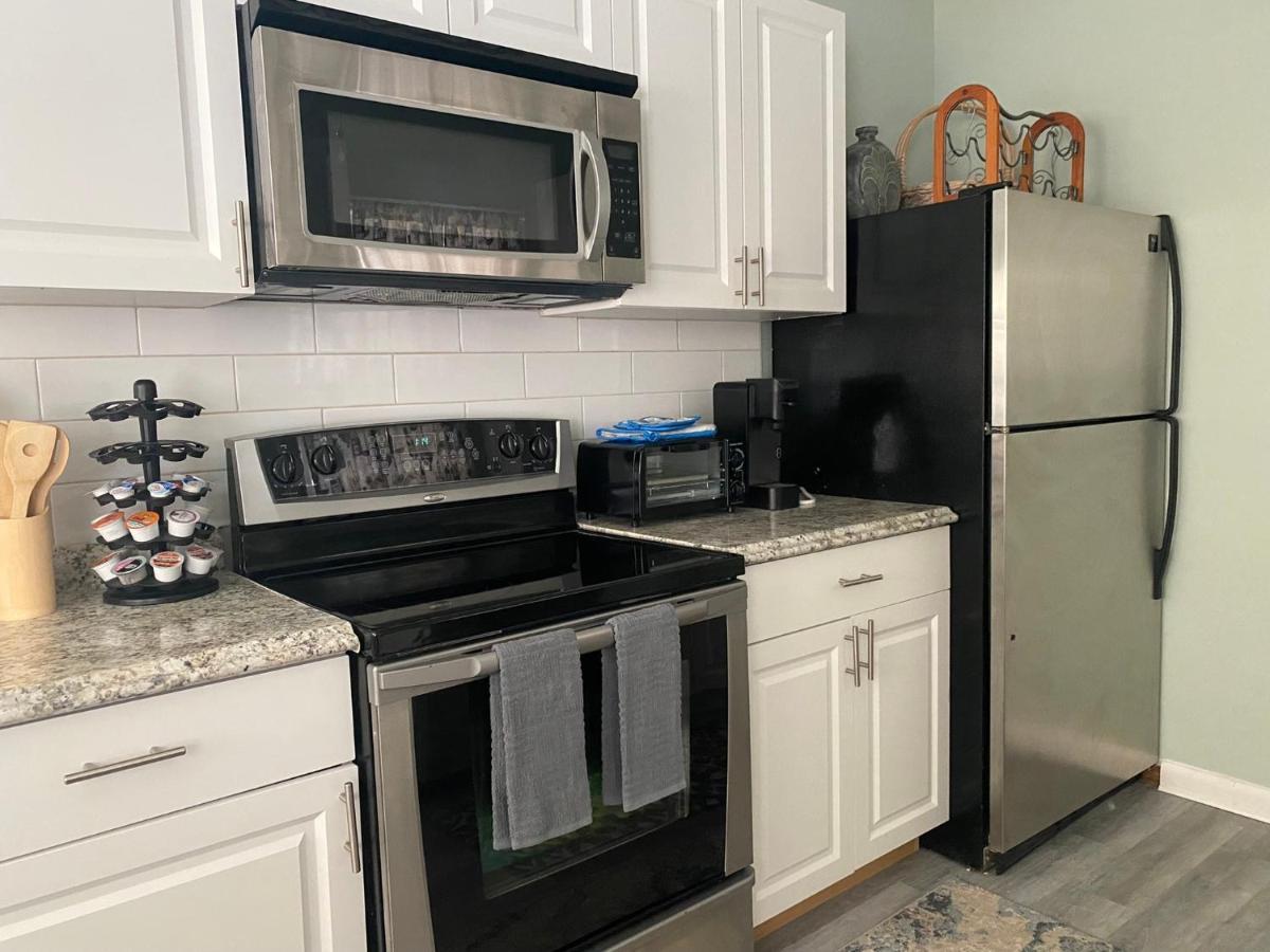 5 Min To Beach Large Living Room Fenced Backyard Bbq Firepit Driveway Boat Parking Lake Worth Beach Exterior foto